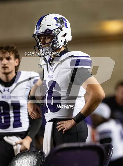 Thumbnail 1 in Tomball @ Willis (UIL 6A D2 Football Area) photogallery.