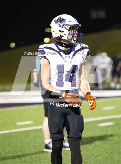 Thumbnail 3 in Tomball @ Willis (UIL 6A D2 Football Area) photogallery.