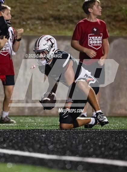 Thumbnail 2 in Tomball @ Willis (UIL 6A D2 Football Area) photogallery.