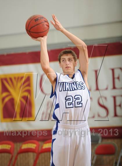 Thumbnail 3 in Pleasant Grove @ Lakeside (MaxPreps Holiday Classic) photogallery.