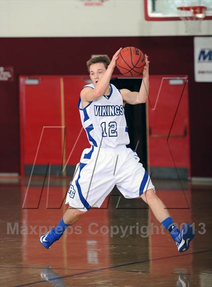 Thumbnail 1 in Pleasant Grove @ Lakeside (MaxPreps Holiday Classic) photogallery.