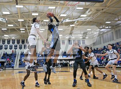 Thumbnail 2 in Dunbar vs. Pickerington North photogallery.