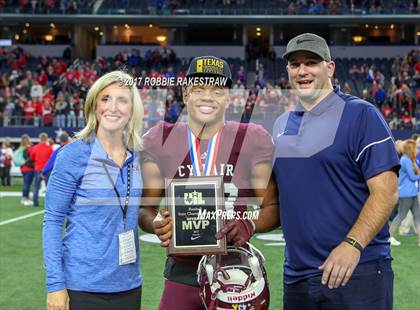 Thumbnail 1 in Cy-Fair vs. Midway (UIL 6A Division 2 Final) photogallery.