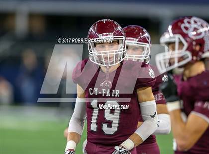 Thumbnail 3 in Cy-Fair vs. Midway (UIL 6A Division 2 Final) photogallery.
