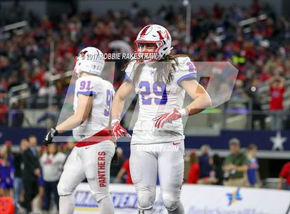 Thumbnail 3 in Cy-Fair vs. Midway (UIL 6A Division 2 Final) photogallery.