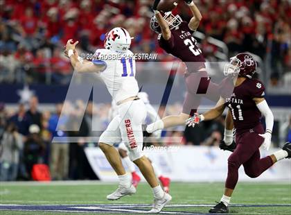 Thumbnail 2 in Cy-Fair vs. Midway (UIL 6A Division 2 Final) photogallery.