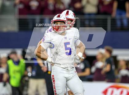 Thumbnail 2 in Cy-Fair vs. Midway (UIL 6A Division 2 Final) photogallery.