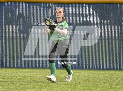 Thumbnail 1 in Yorktown vs Mississinewa (IHSAA 3A Round 1) photogallery.