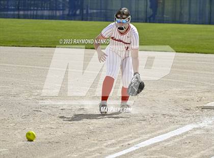 Thumbnail 3 in Yorktown vs Mississinewa (IHSAA 3A Round 1) photogallery.