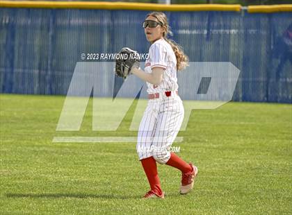 Thumbnail 3 in Yorktown vs Mississinewa (IHSAA 3A Round 1) photogallery.