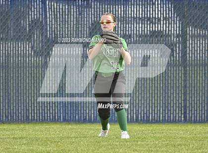 Thumbnail 3 in Yorktown vs Mississinewa (IHSAA 3A Round 1) photogallery.