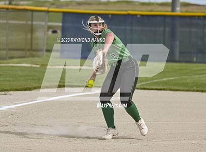Thumbnail 2 in Yorktown vs Mississinewa (IHSAA 3A Round 1) photogallery.