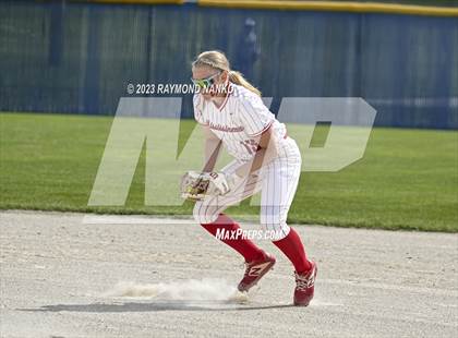 Thumbnail 2 in Yorktown vs Mississinewa (IHSAA 3A Round 1) photogallery.