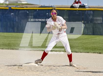 Thumbnail 2 in Yorktown vs Mississinewa (IHSAA 3A Round 1) photogallery.