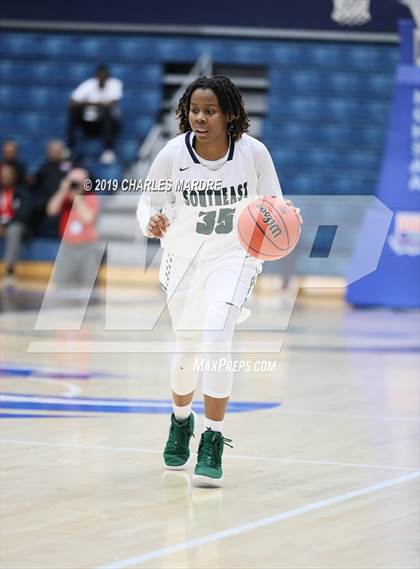 Thumbnail 2 in Cary vs. Southeast Raleigh (NCHSAA 4A Regional Playoff) photogallery.