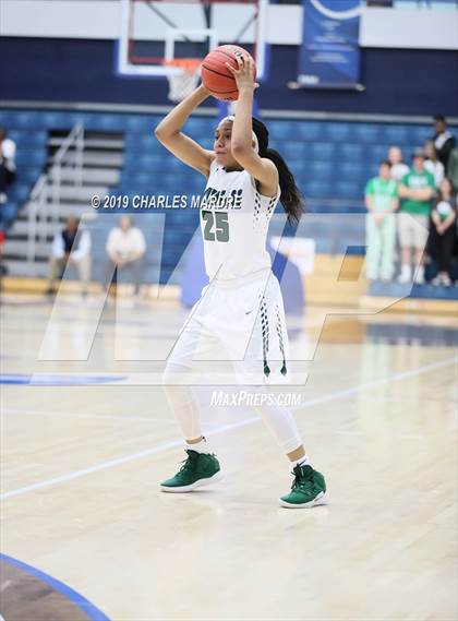 Thumbnail 3 in Cary vs. Southeast Raleigh (NCHSAA 4A Regional Playoff) photogallery.