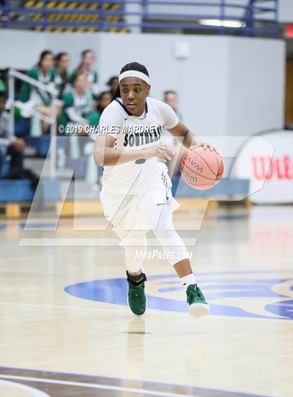 Thumbnail 2 in Cary vs. Southeast Raleigh (NCHSAA 4A Regional Playoff) photogallery.