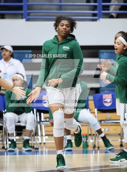 Thumbnail 2 in Cary vs. Southeast Raleigh (NCHSAA 4A Regional Playoff) photogallery.