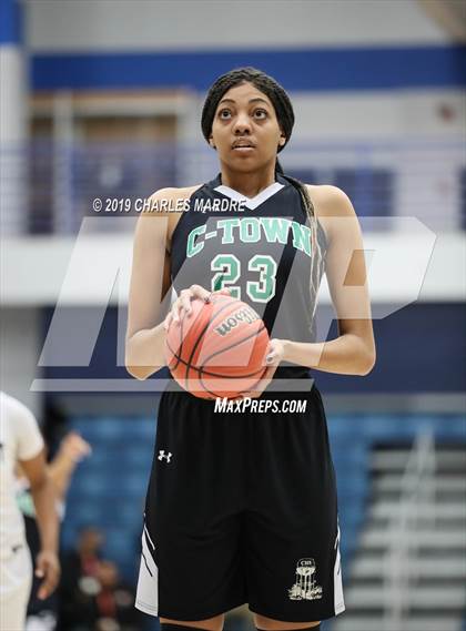 Thumbnail 3 in Cary vs. Southeast Raleigh (NCHSAA 4A Regional Playoff) photogallery.