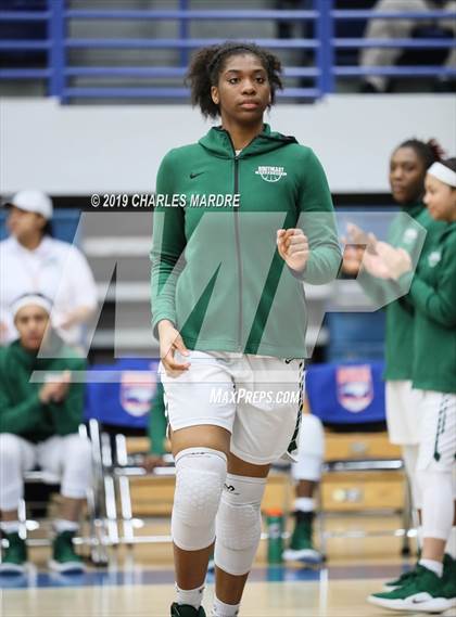 Thumbnail 3 in Cary vs. Southeast Raleigh (NCHSAA 4A Regional Playoff) photogallery.