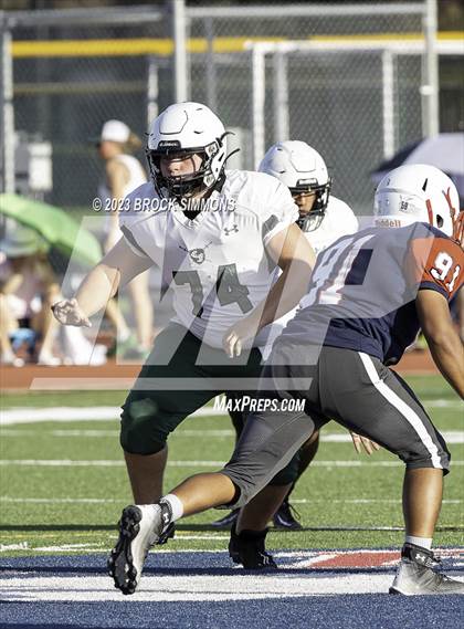 Thumbnail 3 in Clear Falls @ Houston Lamar photogallery.