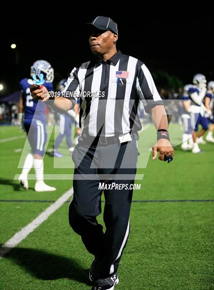 Thumbnail 3 in Villa Park @ Loyola (CIF SS D4 Round 2 Playoff) photogallery.