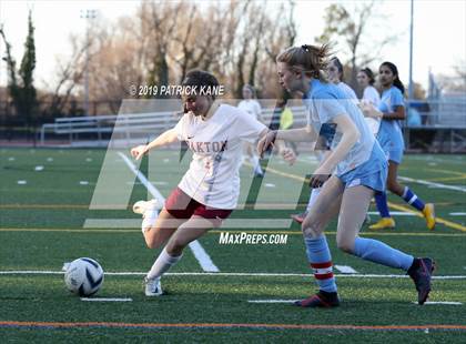 Thumbnail 3 in Oakton @ Yorktown photogallery.