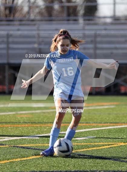 Thumbnail 3 in Oakton @ Yorktown photogallery.