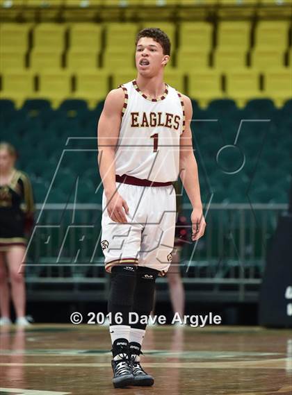 Thumbnail 1 in Maple Mountain vs. Mountain View (UHSAA 4A Tournament) photogallery.