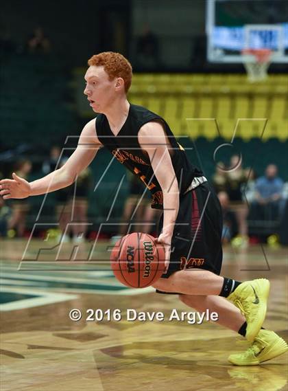 Thumbnail 1 in Maple Mountain vs. Mountain View (UHSAA 4A Tournament) photogallery.