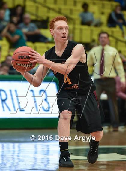 Thumbnail 3 in Maple Mountain vs. Mountain View (UHSAA 4A Tournament) photogallery.