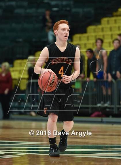 Thumbnail 2 in Maple Mountain vs. Mountain View (UHSAA 4A Tournament) photogallery.