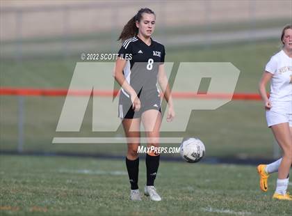 Thumbnail 2 in West Muskingum @ Amanda-Clearcreek (OHSAA D3 Sectional Final) photogallery.