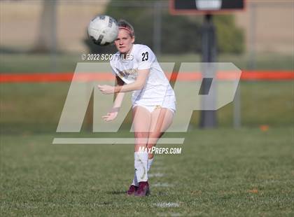 Thumbnail 2 in West Muskingum @ Amanda-Clearcreek (OHSAA D3 Sectional Final) photogallery.