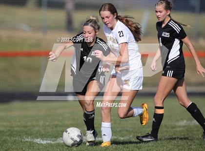 Thumbnail 1 in West Muskingum @ Amanda-Clearcreek (OHSAA D3 Sectional Final) photogallery.