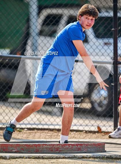 Thumbnail 3 in Eagle No Tax Relays (Shot Put) photogallery.