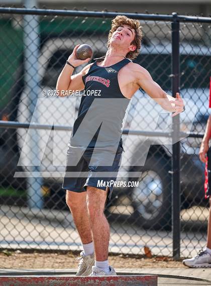 Thumbnail 1 in Eagle No Tax Relays (Shot Put) photogallery.