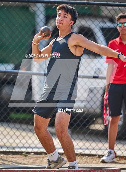 Thumbnail 3 in Eagle No Tax Relays (Shot Put) photogallery.