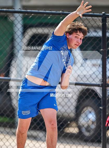 Thumbnail 2 in Eagle No Tax Relays (Shot Put) photogallery.