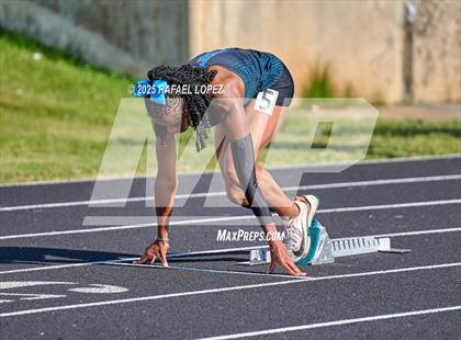 Thumbnail 1 in UIL 6A Track & Field Area 21&22 (200M) photogallery.