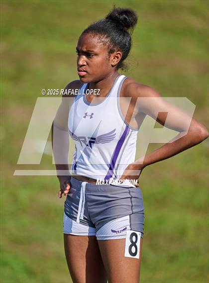 Thumbnail 1 in UIL 6A Track & Field Area 21&22 (200M) photogallery.