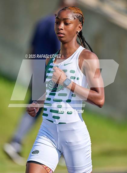 Thumbnail 2 in UIL 6A Track & Field Area 21&22 (200M) photogallery.