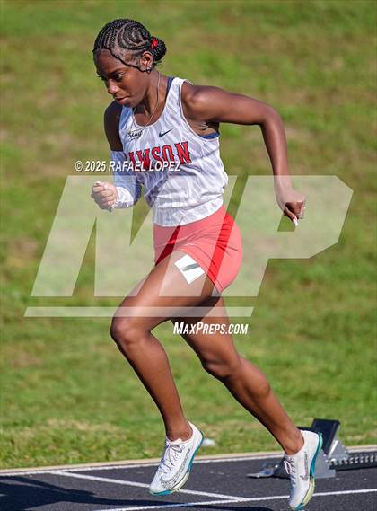 Thumbnail 1 in UIL 6A Track & Field Area 21&22 (200M) photogallery.