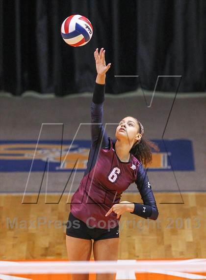 Thumbnail 3 in Plano vs. Round Rock (UIL 5A Region 2 Semifinal Playoff) photogallery.
