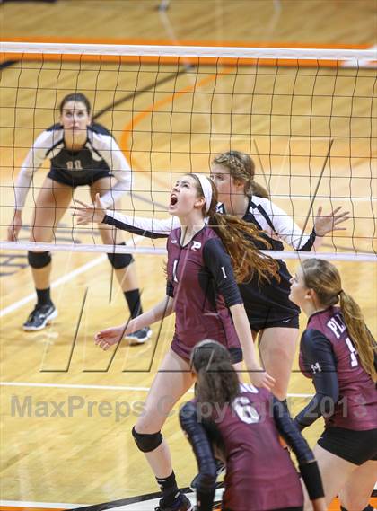 Thumbnail 1 in Plano vs. Round Rock (UIL 5A Region 2 Semifinal Playoff) photogallery.