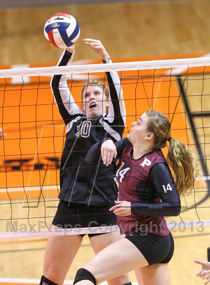 Thumbnail 3 in Plano vs. Round Rock (UIL 5A Region 2 Semifinal Playoff) photogallery.
