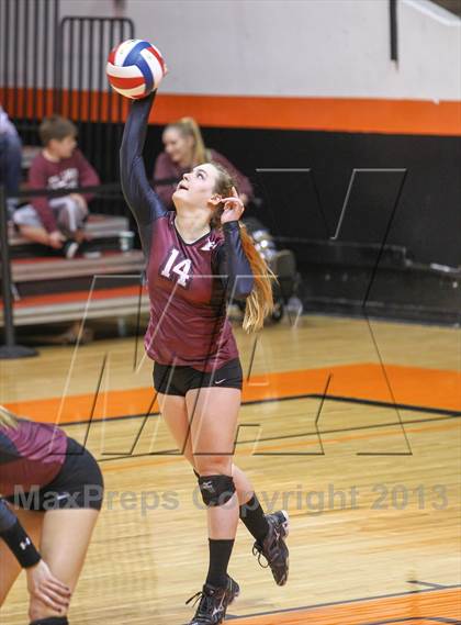Thumbnail 2 in Plano vs. Round Rock (UIL 5A Region 2 Semifinal Playoff) photogallery.