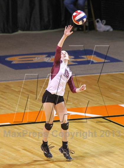 Thumbnail 1 in Plano vs. Round Rock (UIL 5A Region 2 Semifinal Playoff) photogallery.