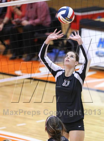 Thumbnail 3 in Plano vs. Round Rock (UIL 5A Region 2 Semifinal Playoff) photogallery.