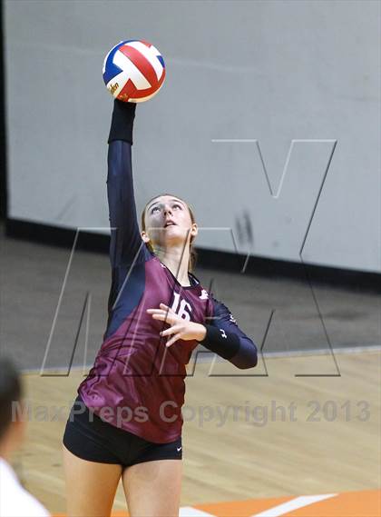 Thumbnail 2 in Plano vs. Round Rock (UIL 5A Region 2 Semifinal Playoff) photogallery.